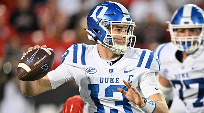 Duke QB Riley Leonard throws the ball